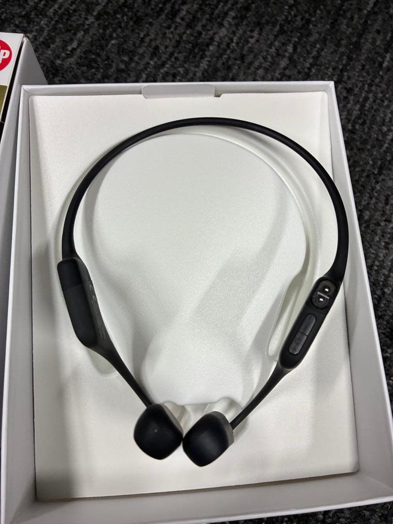 イヤホン SHOKZ OPEN RUN