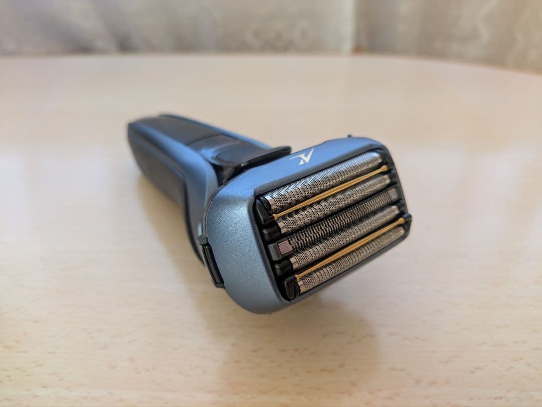 【美品】パナソニック 5枚刃 5Dヘッド ラムダッシュ ES-CLV5T