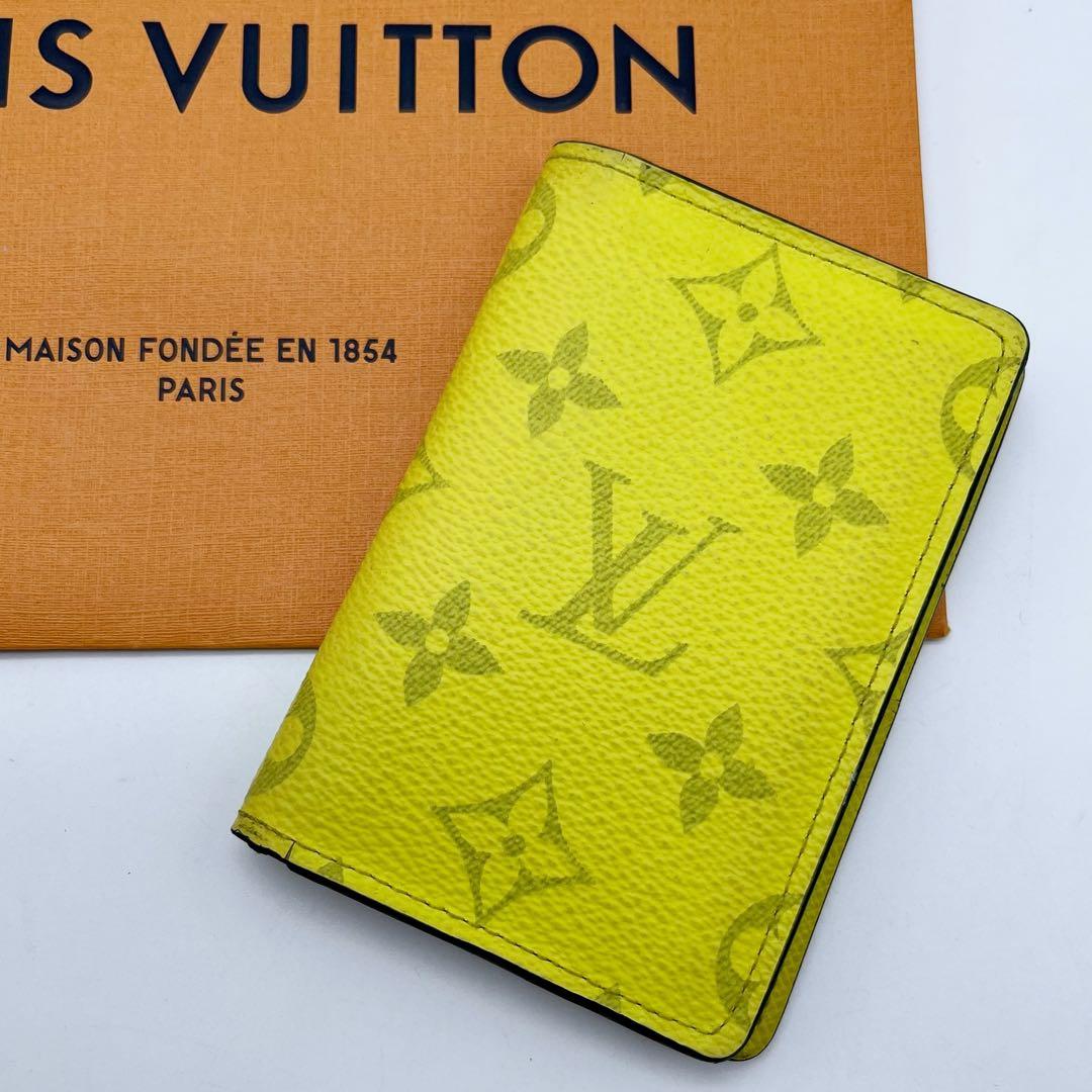 ルイヴィトン　オーガナイザードゥポッシュ タイガラマ　イエロー系　名刺入れ
