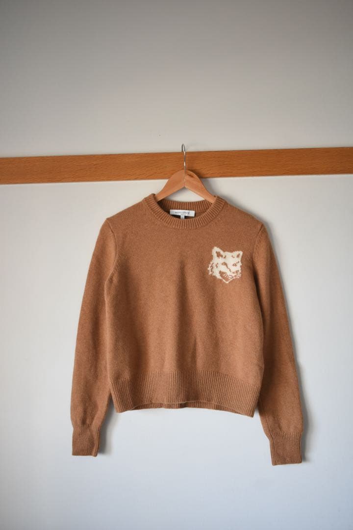 メゾンキツネ 25AW 定価6万フォックスヘッドインターシャレギュラージャンパー