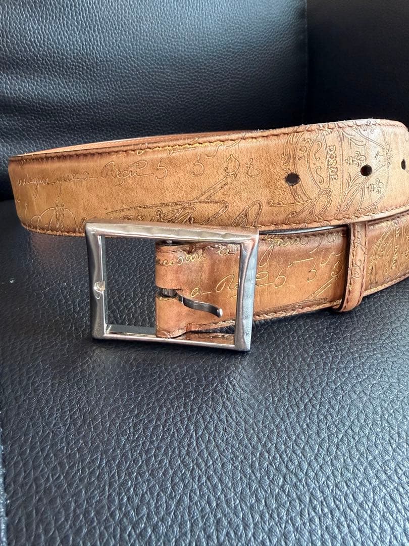 ベルルッティ レザーベルト ゴールデンパティーヌ ホールマーク美品 純正巾着付