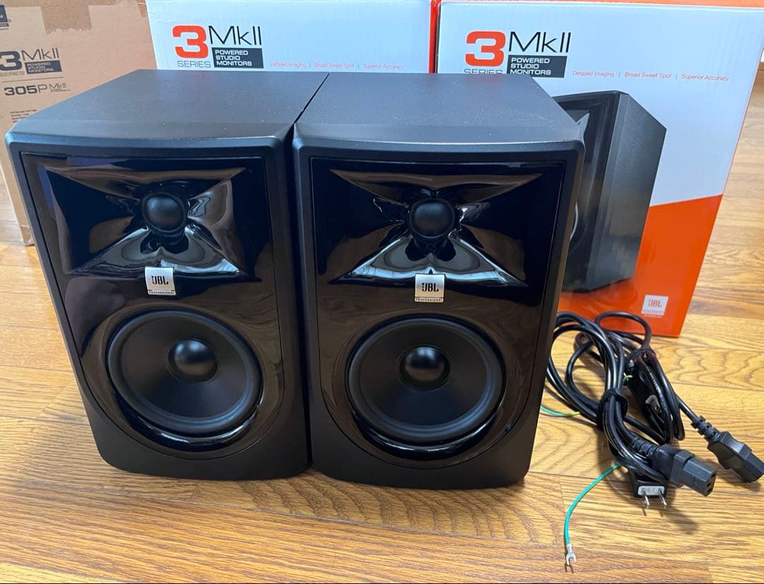 JBL 305P MKII パワード スピーカー