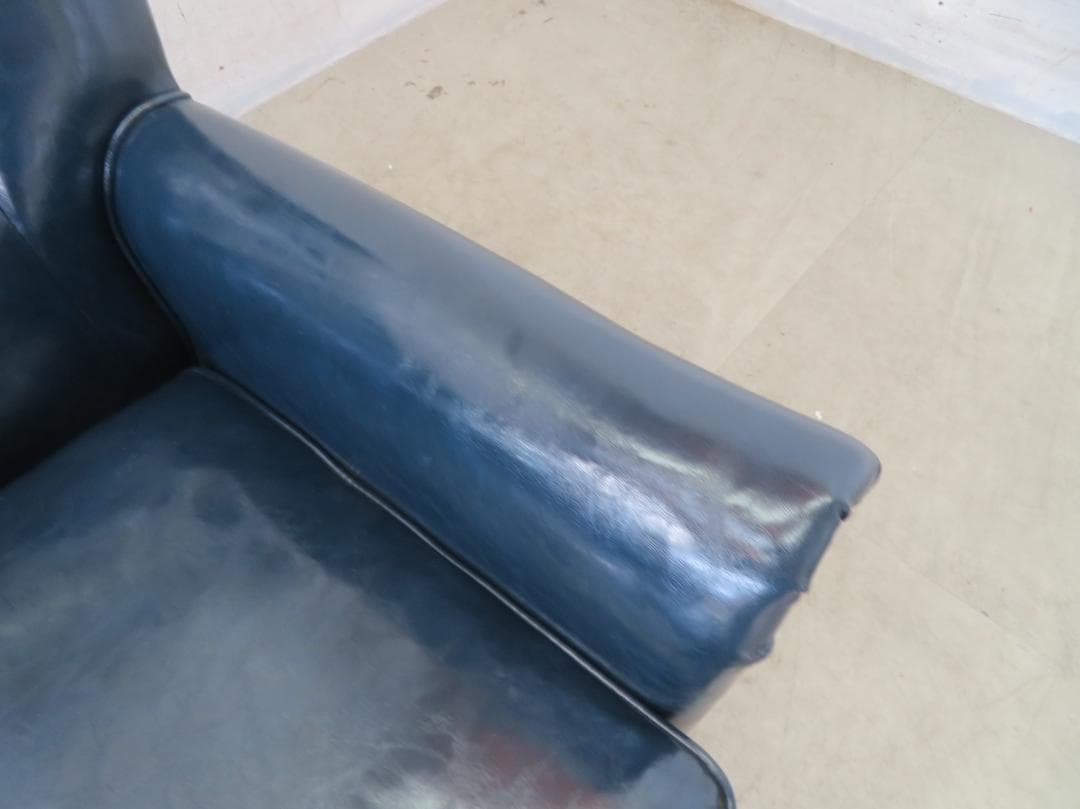 展示品■VINCENT■英国デザイン■1人掛けソファ■鋲打ち■英国伝統