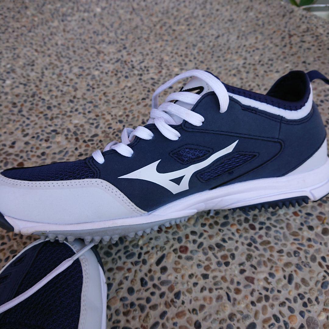 Mizuno Global Elite トレーニングシューズ ネイビー/ホワイト