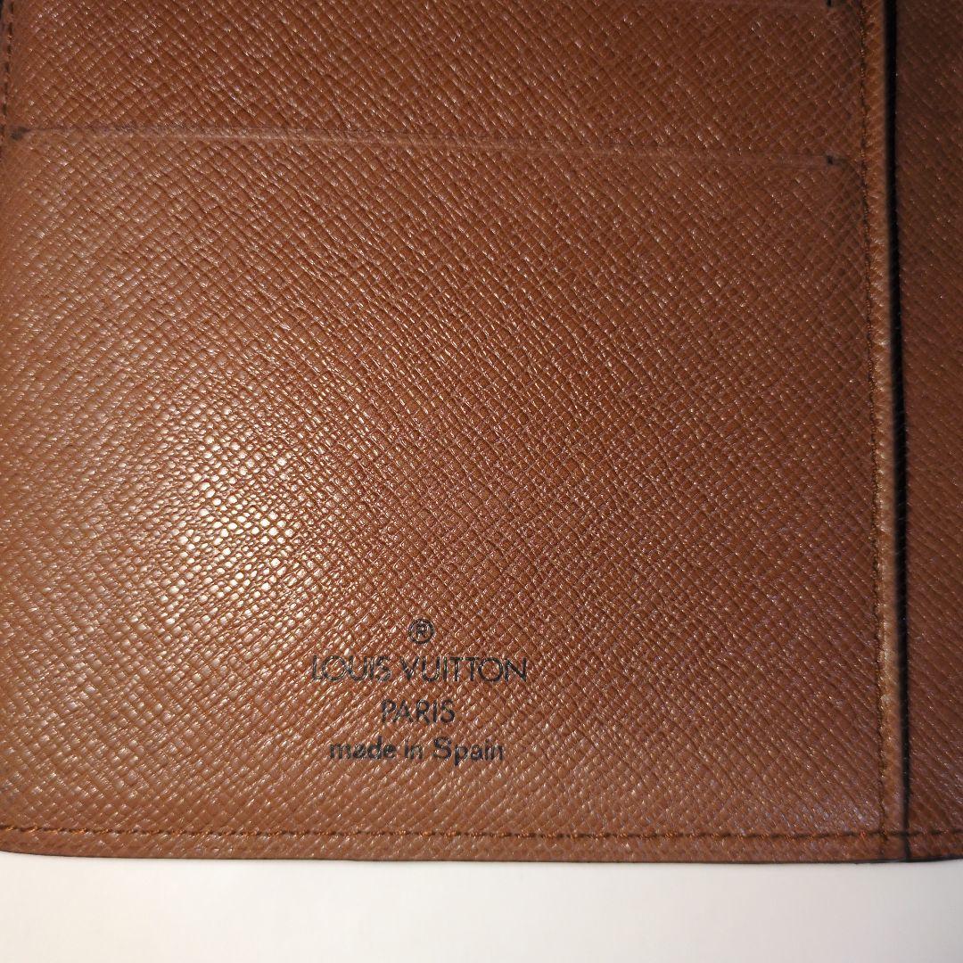 休日セール　ルイビトン　長財布　美品　正規品　定価の半額以下