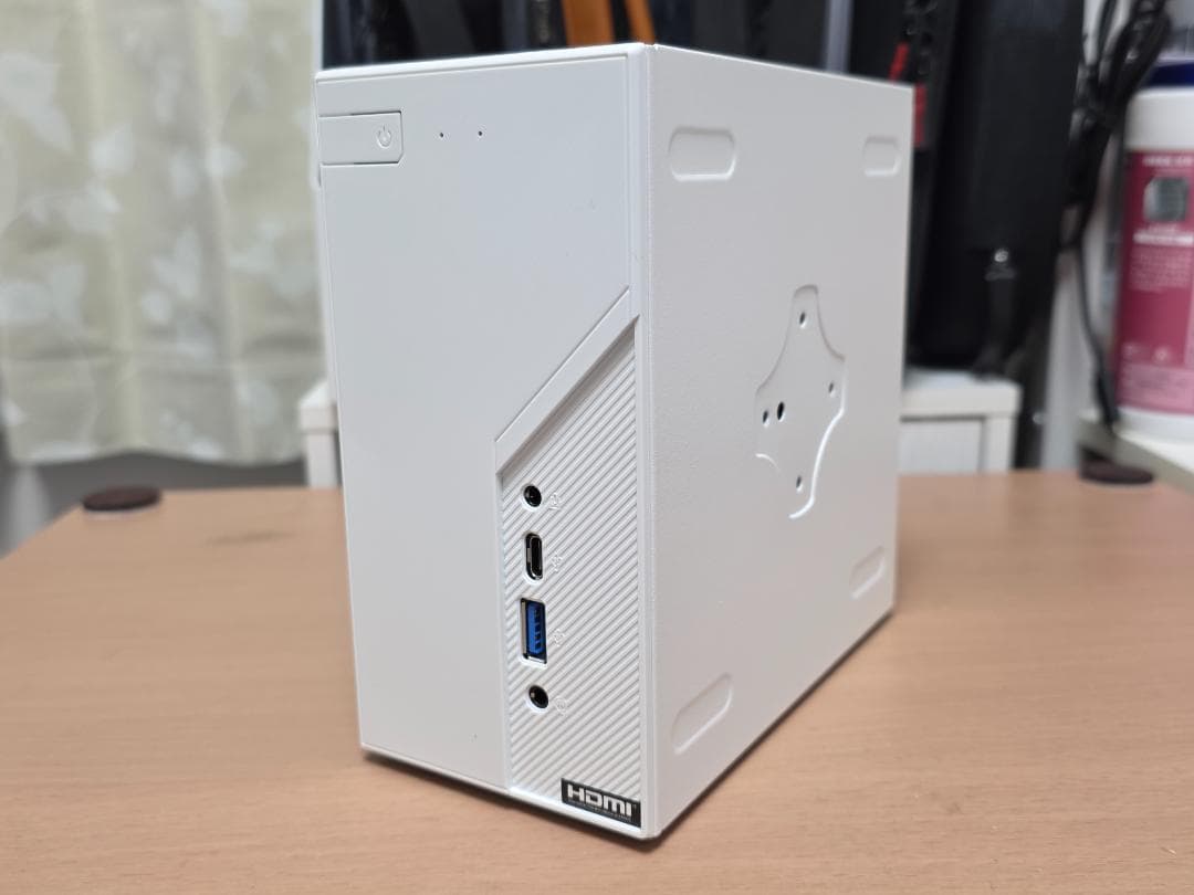 ASROCK DeskMini X600-STX WiFI内蔵