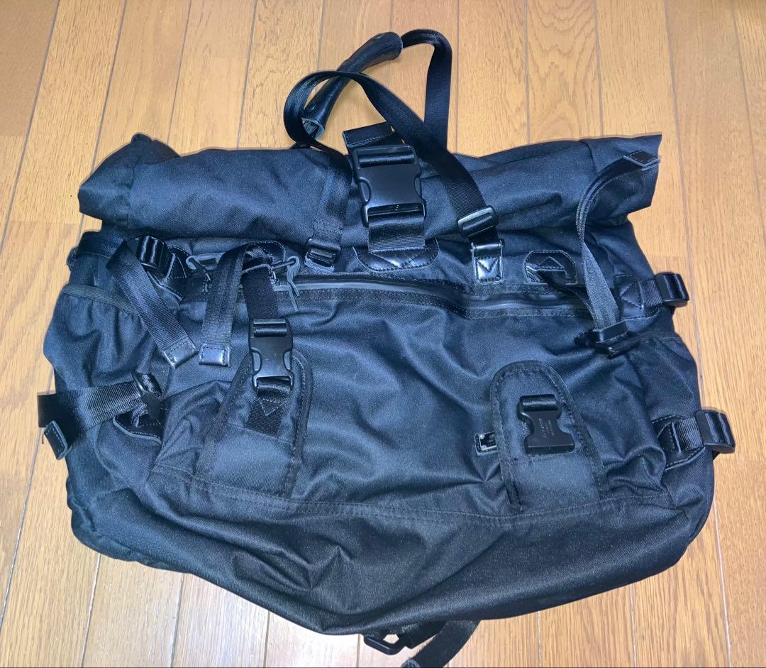 ブラック多機能ショルダーバッグ