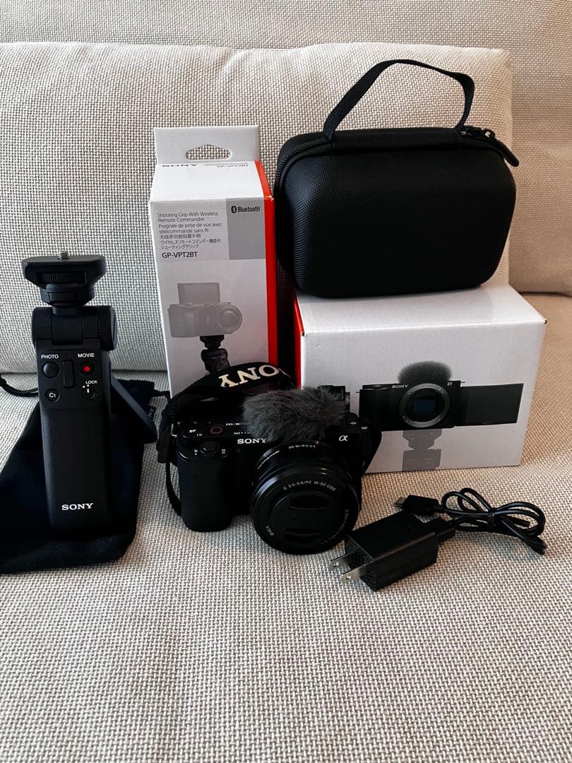 SONY レンズ交換式デジタルカメラ　ZV-E10 シューティンググリップセット