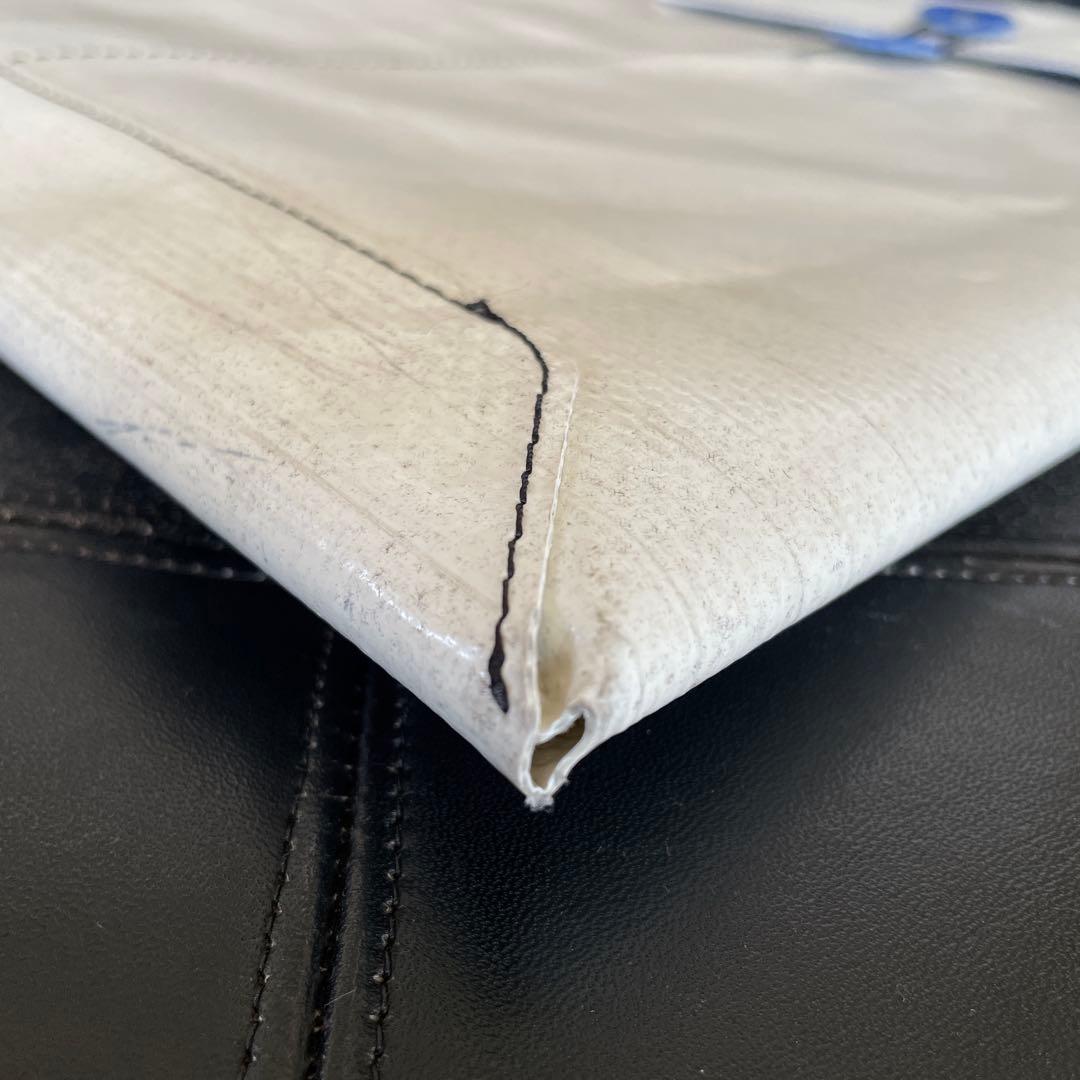 FREITAG フライターグ 白F402 SLEEVE PCケース