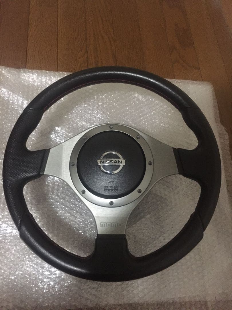 美品 日産 純正オプション MOMOステアリング エアバック付き