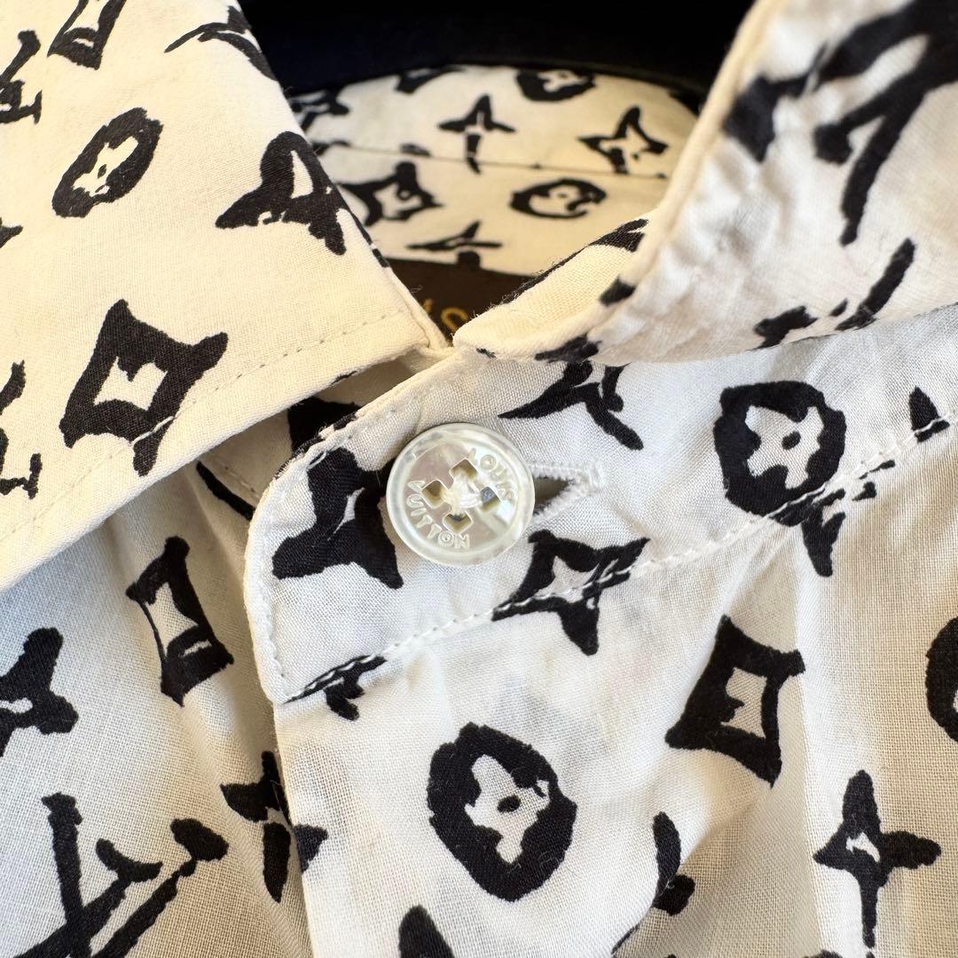 美品　ルイヴィトン　半袖　シャツ　モノグラム　総柄　ホワイト　Lサイズ