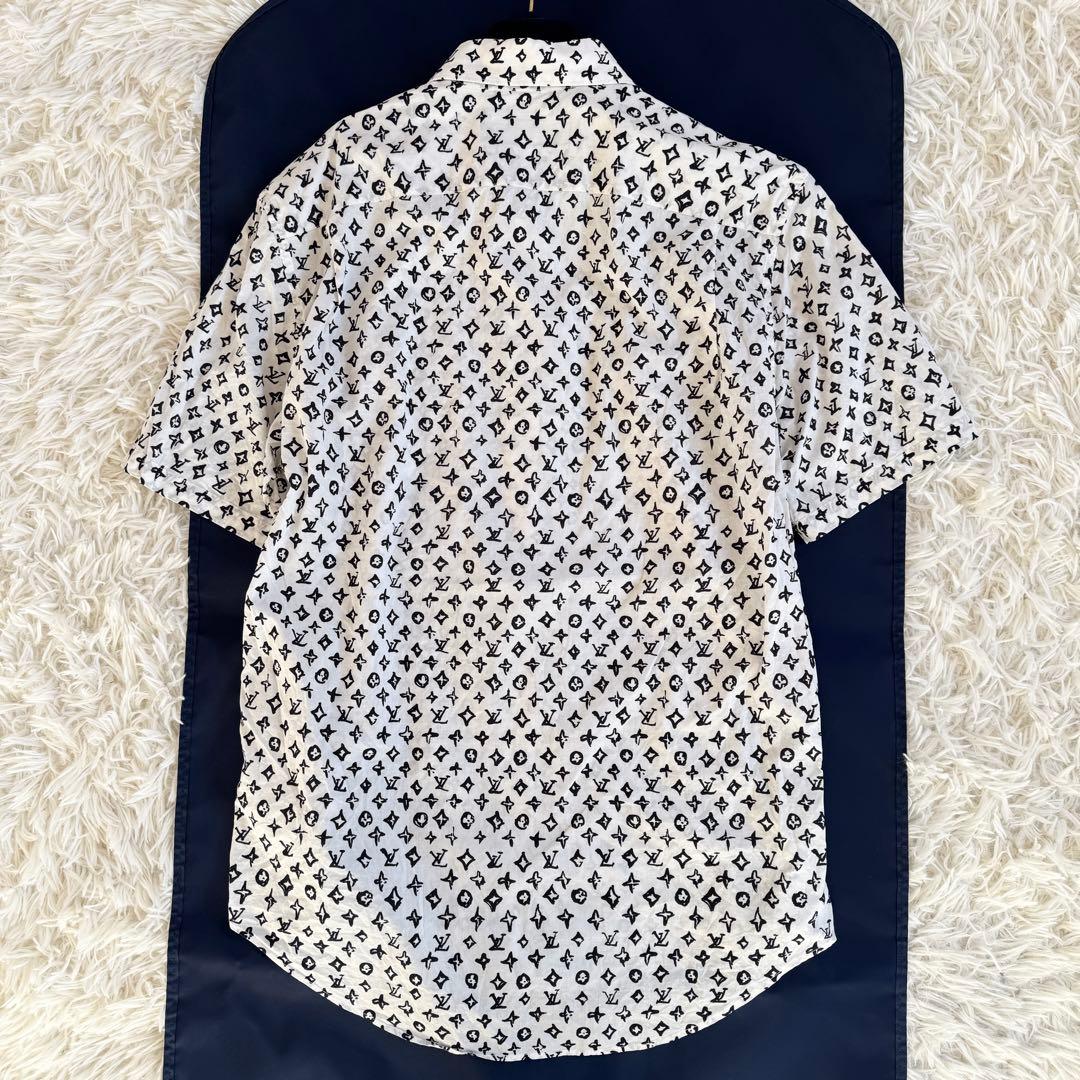 美品　ルイヴィトン　半袖　シャツ　モノグラム　総柄　ホワイト　Lサイズ