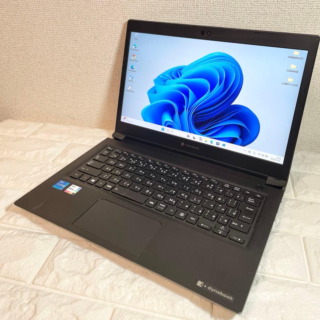 Core-i5 第11世代 2021年メモリ16GB dynabook