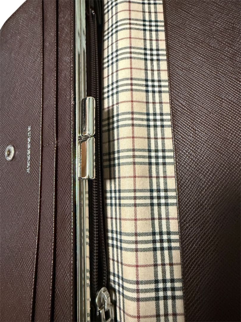 BURBERRY ブラウン 長財布