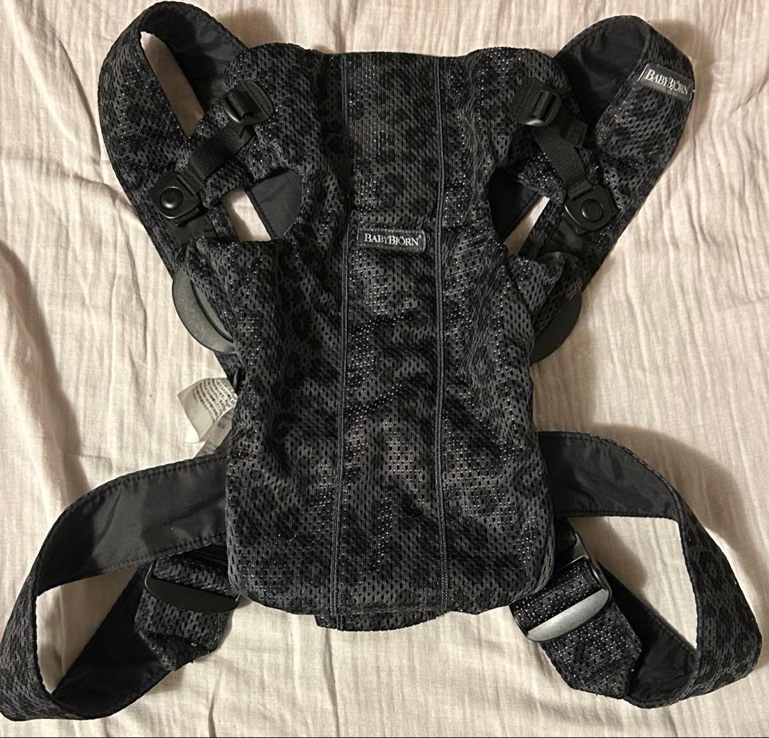 ベビービョルン　抱っこ紐　ベビーキャリアミニ　ヒョウ柄