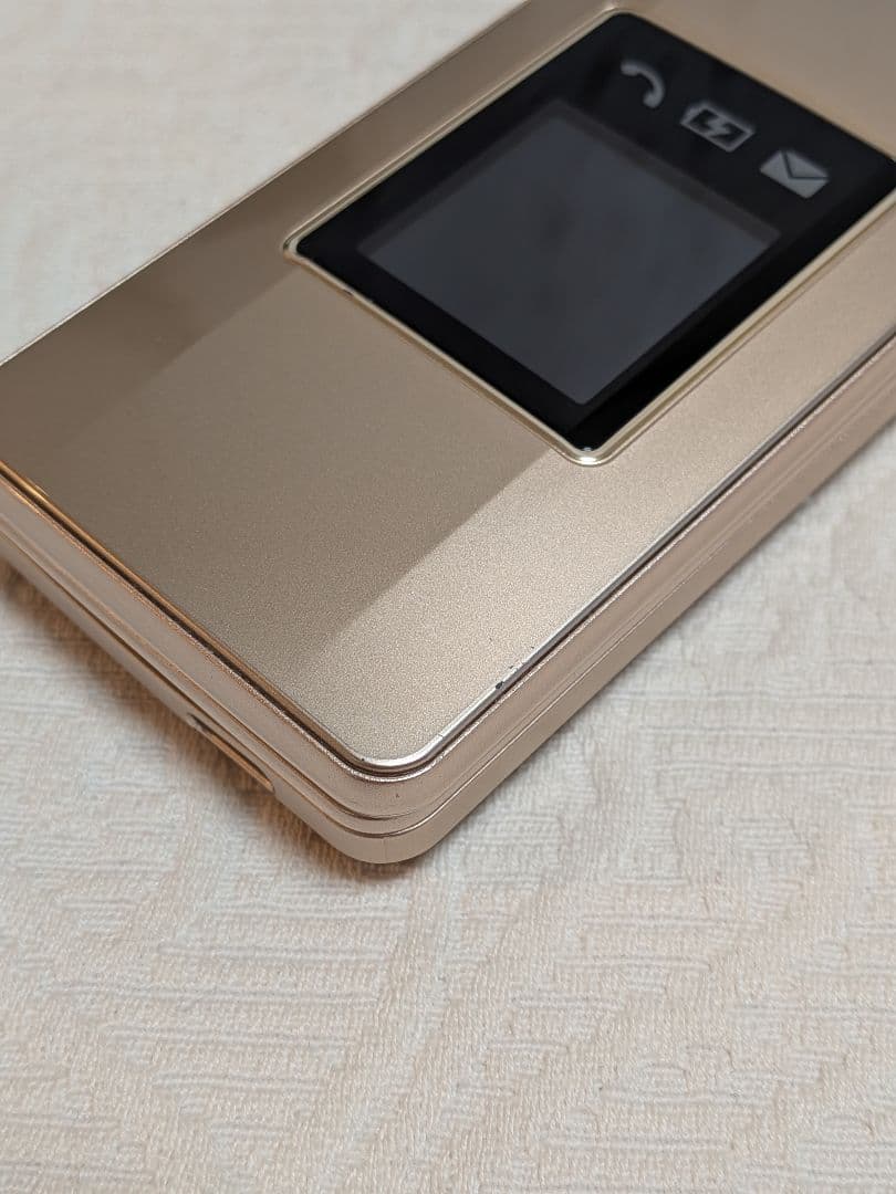 SHARP A207SH かんたん携帯11 ゴールド SOFTBANK ガラケー