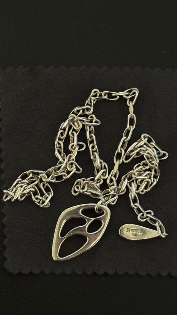 ま*様 STRONG LOTUS SILVER NECKLACE Ours