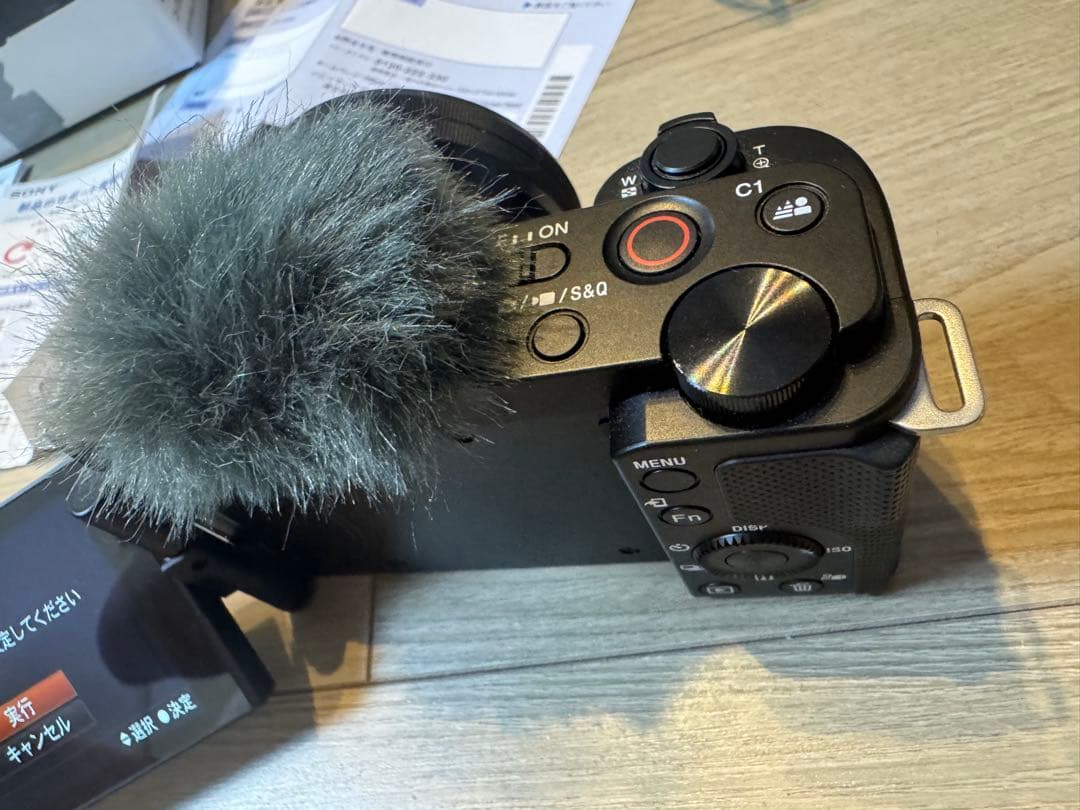 SONY ZV-E10L パワーズームレンズキット（ほぼ未使用・ストラップ欠品）