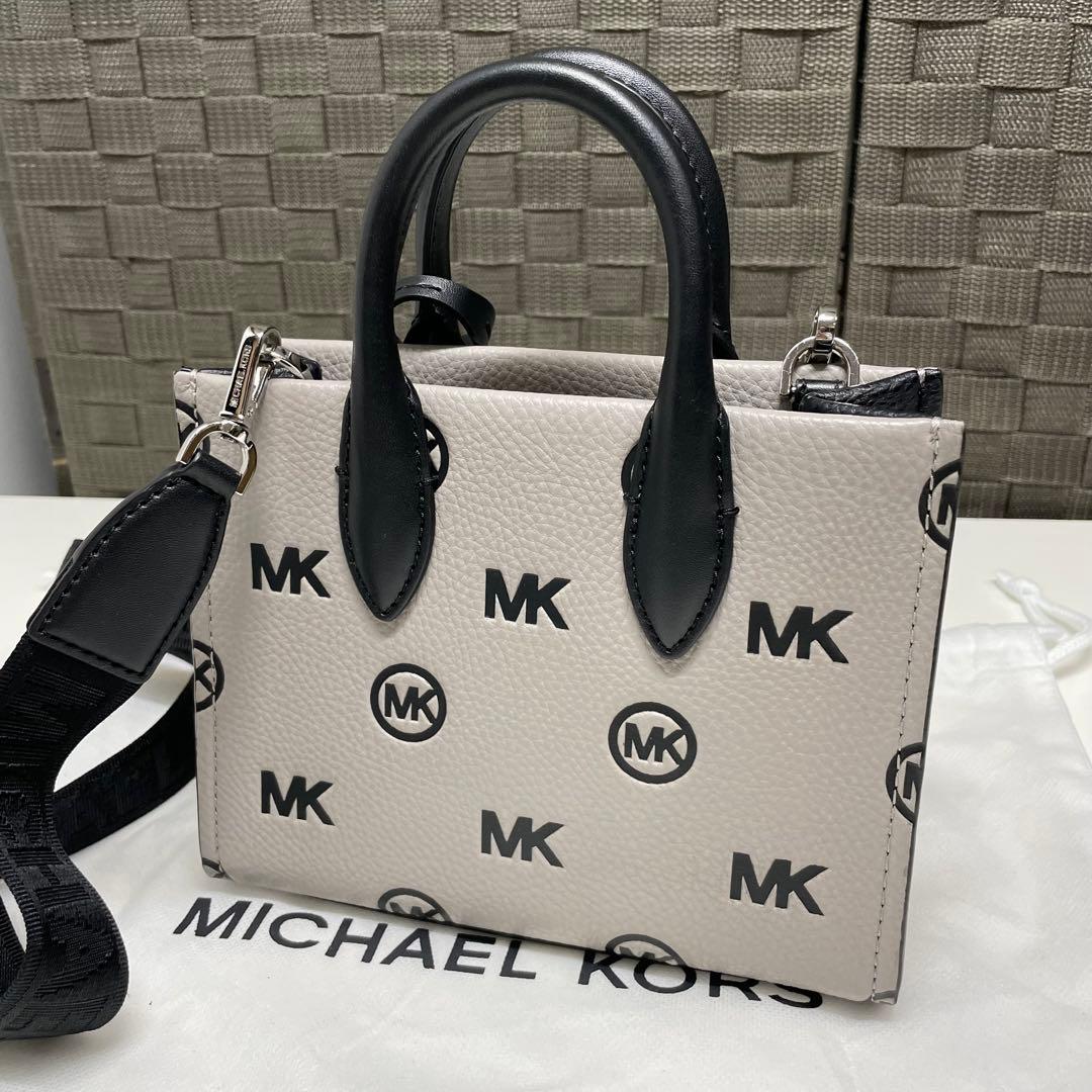 ‪*‬様 美品　MICHAEL KORS MKロゴ ハンドバッグ