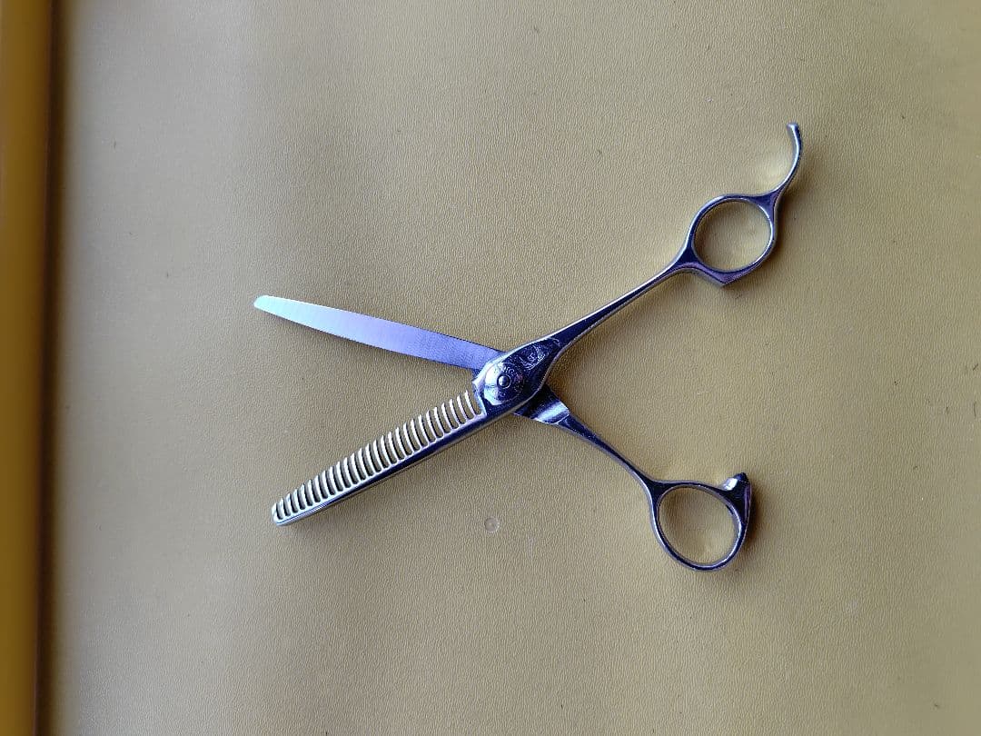 ピ*ザ様 ナルトシザー　セニング