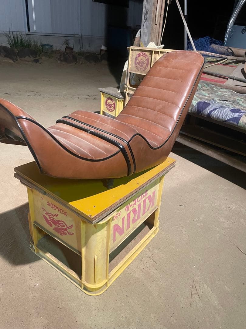 cbx400f ３段シート