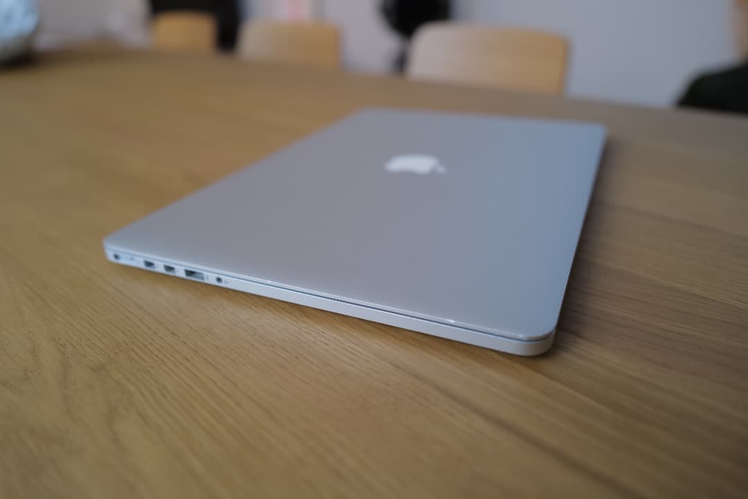 Apple MacBook 15インチ シルバー Mid 2015