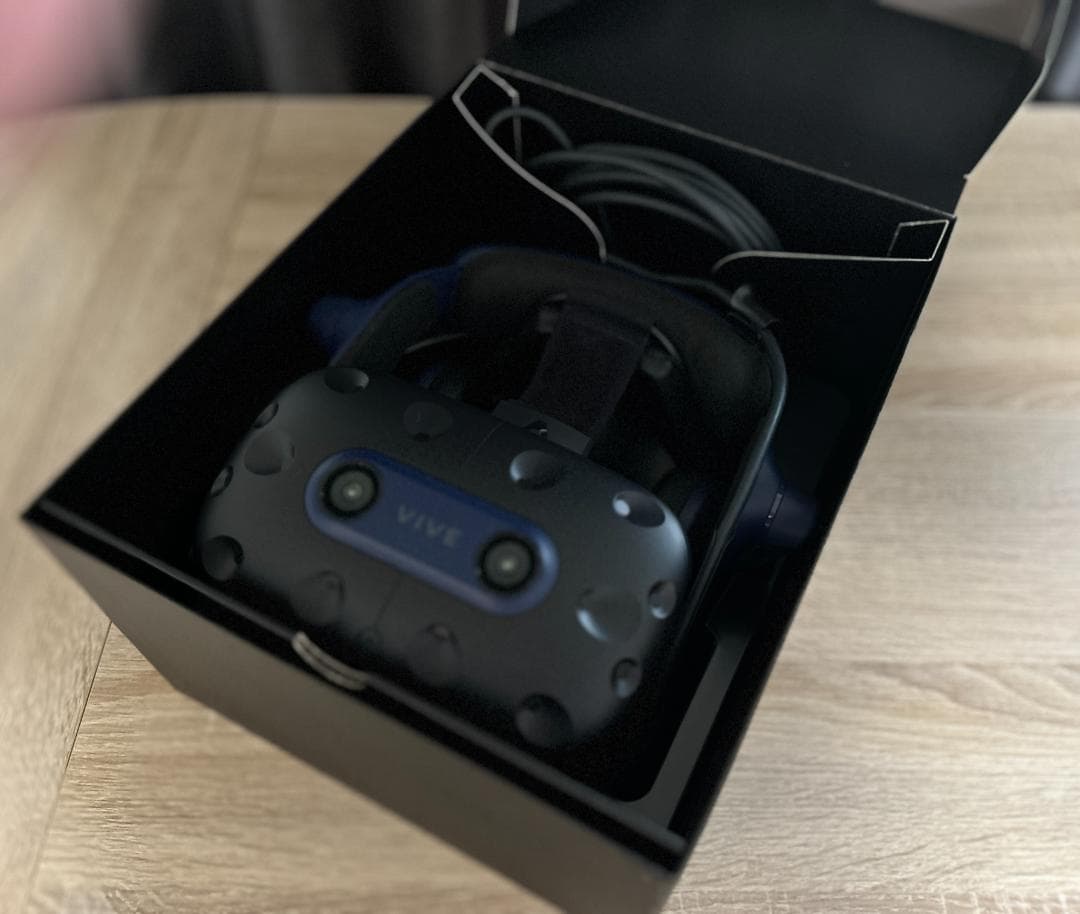HTC VIVE Pro 2 VRヘッドセット