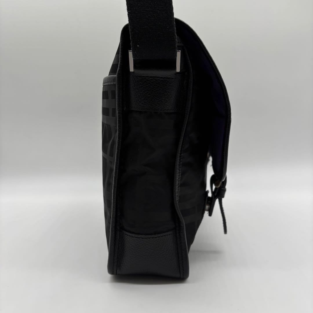✨極美品✨ バーバリー ブラックレーベル メッセンジャー ショルダー バッグ 黒