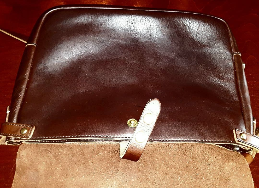 SLOW bono　ダークブラウン　メッセンジャー・ショルダーバッグ　Lサイズ