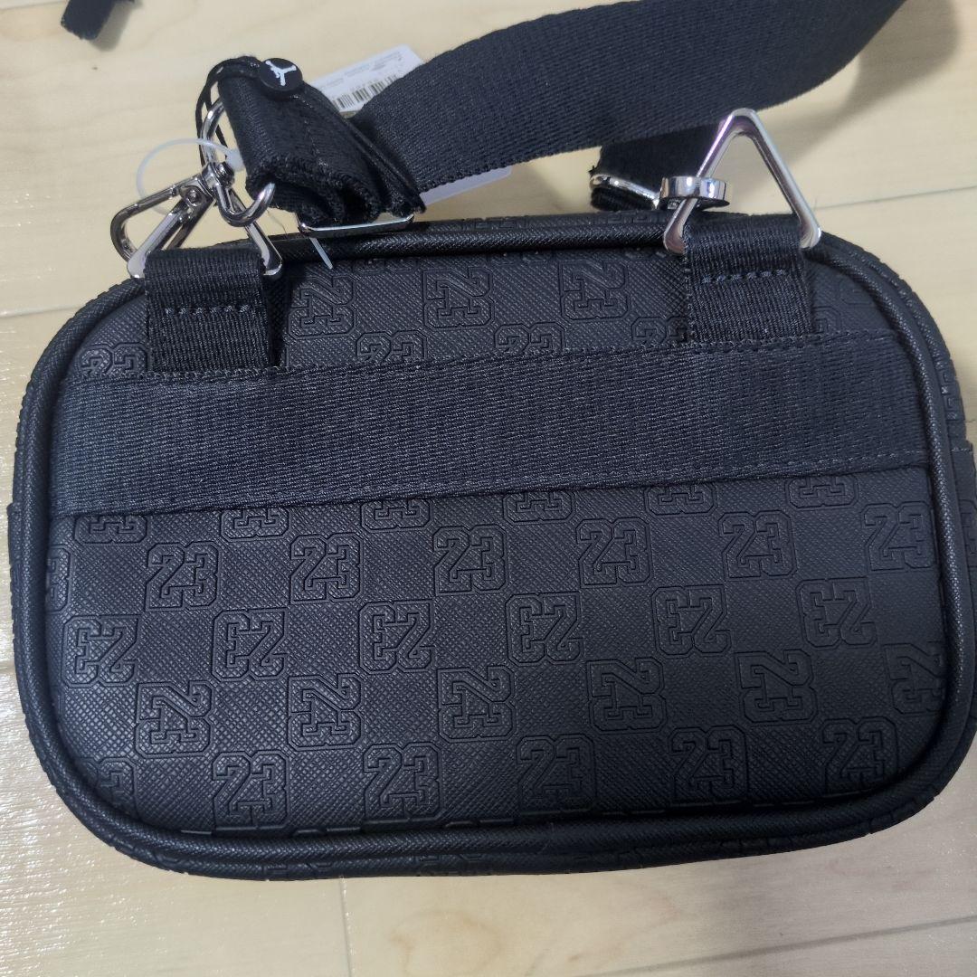 JORDANジョーダン カメラバッグ モノグラム黒ショルダーポーチNIKEナイキ