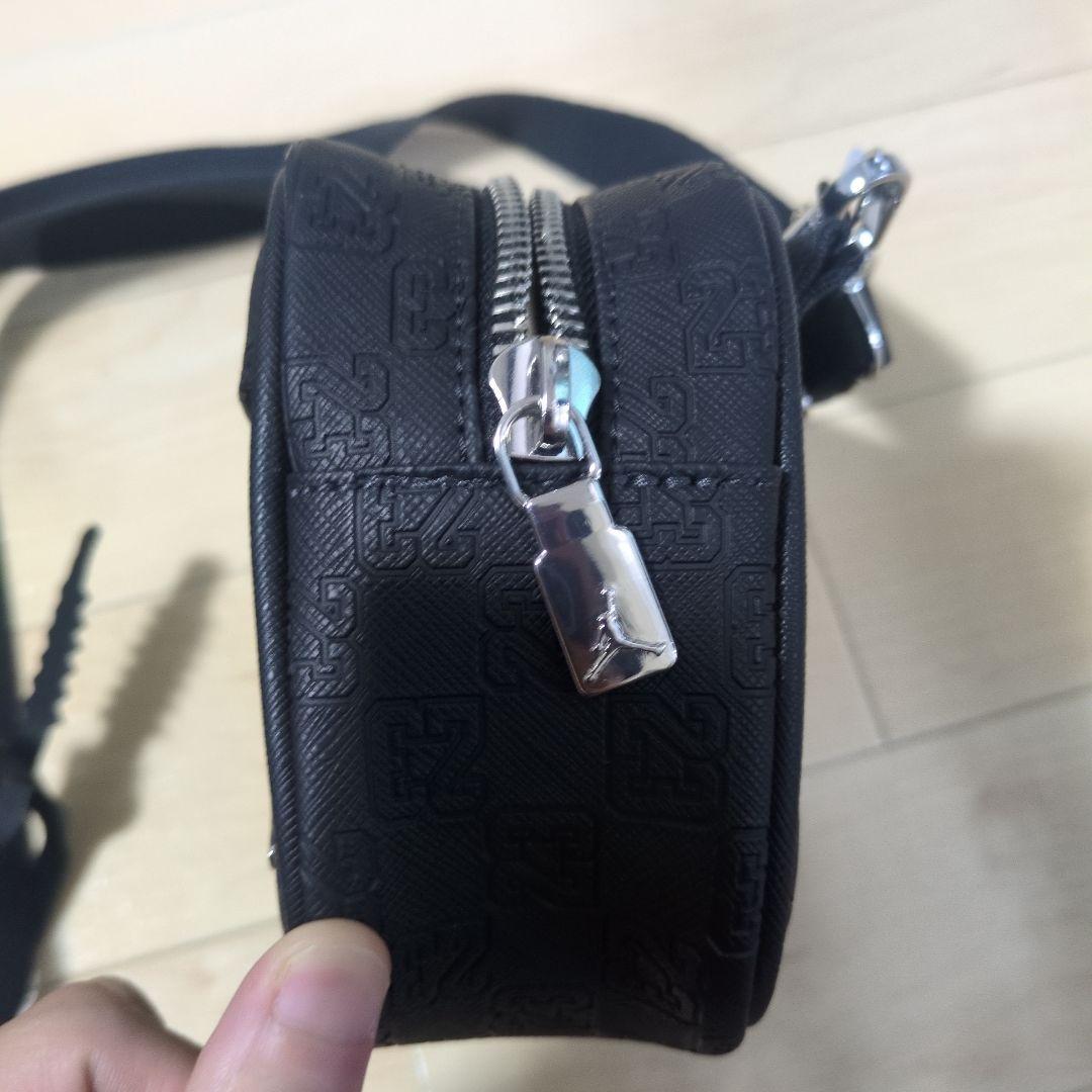 JORDANジョーダン カメラバッグ モノグラム黒ショルダーポーチNIKEナイキ