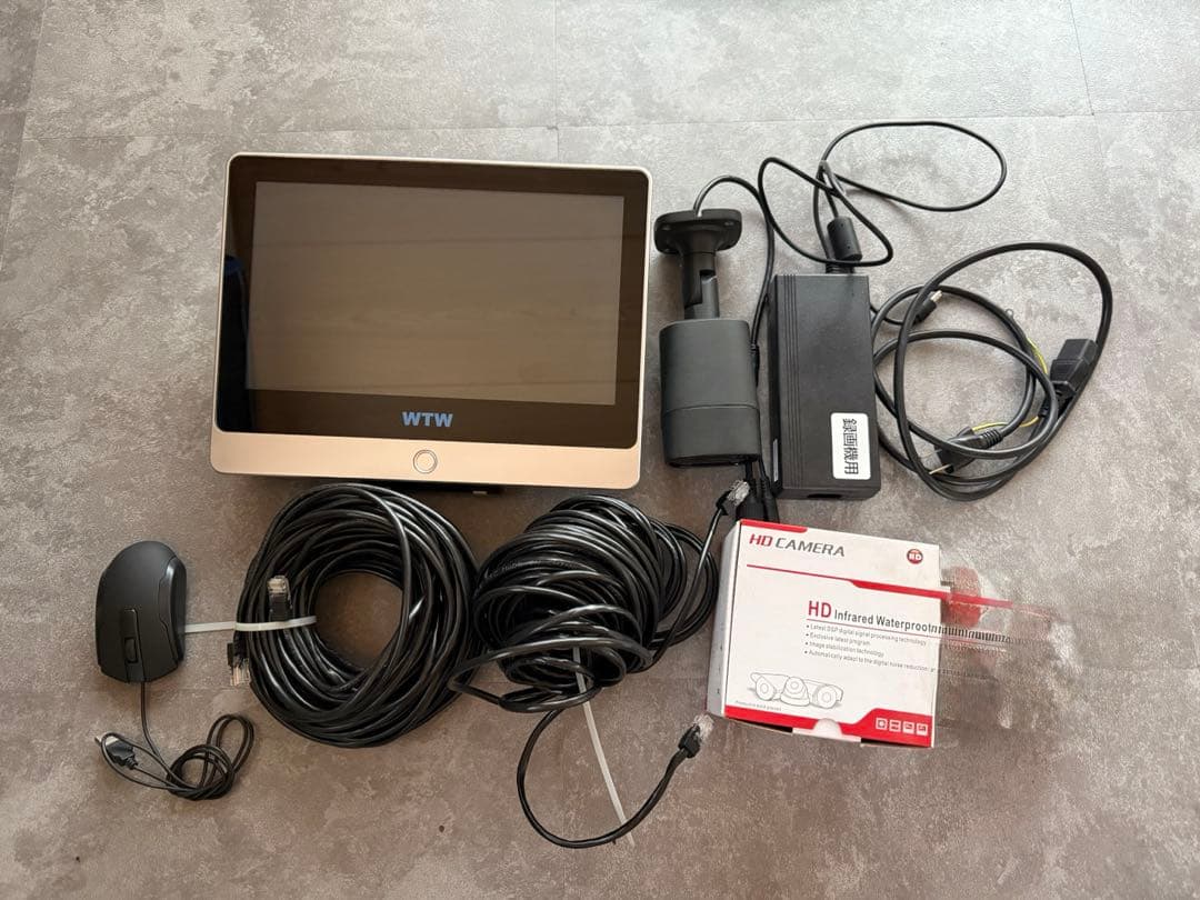 AHDカメラ モニターセット HD解像度　WTW 防犯カメラ