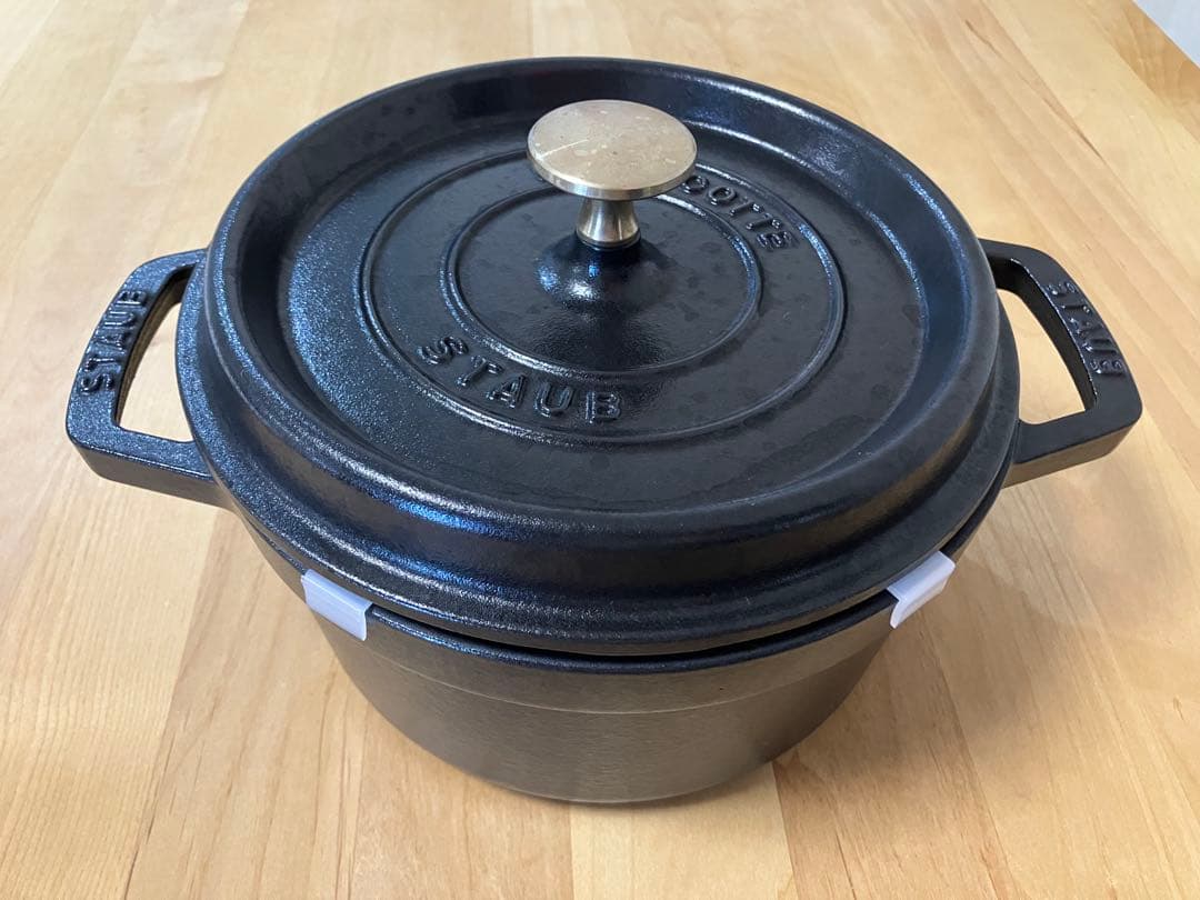 STAUB 鋳鉄製 両手鍋 20cm