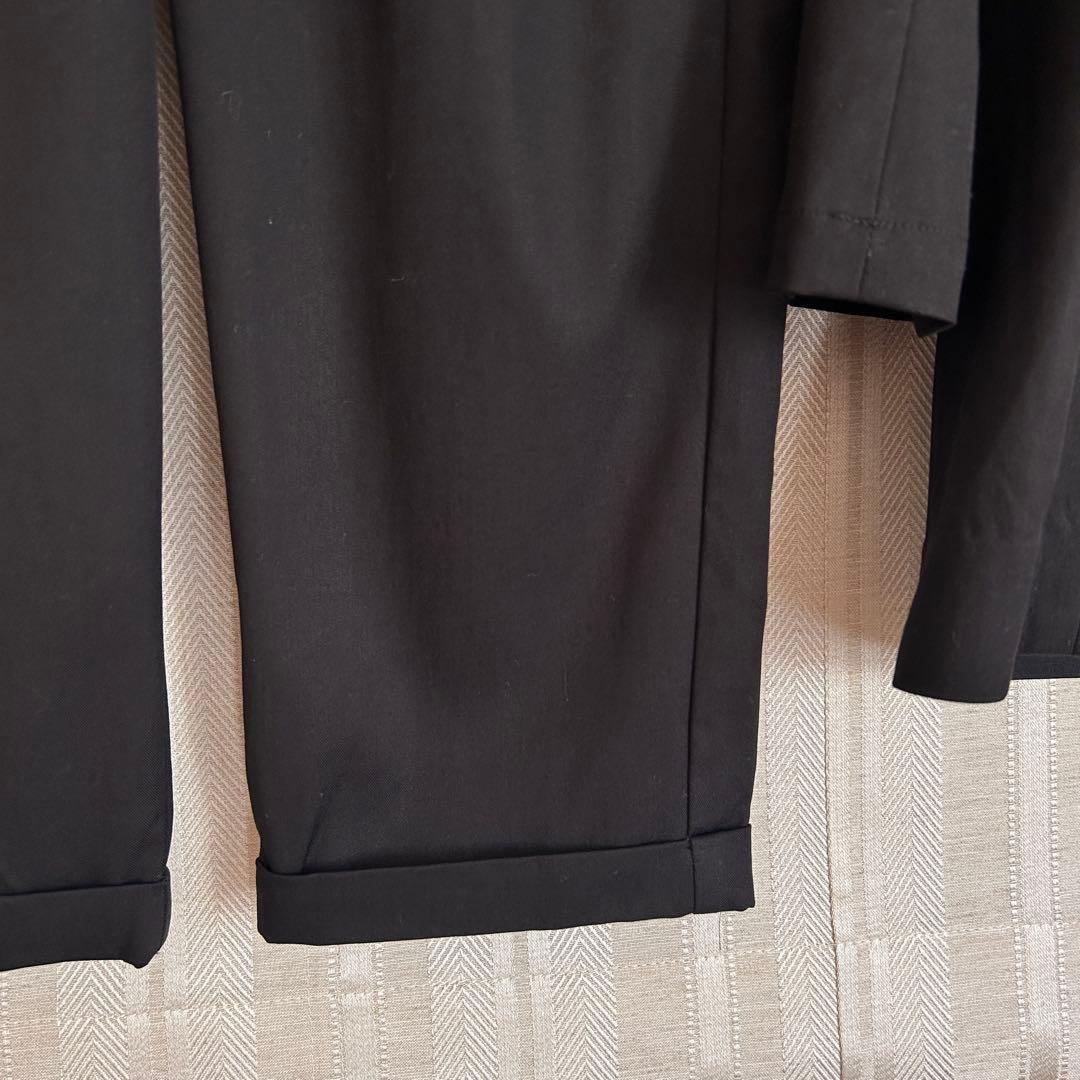 MARECHAL TERRE 黒Vネックノーカラーパンツスーツ2
