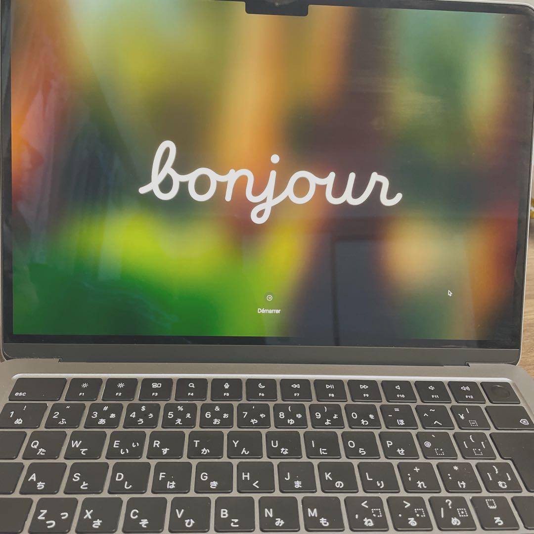 MacBook Air M2 スペースグレイ