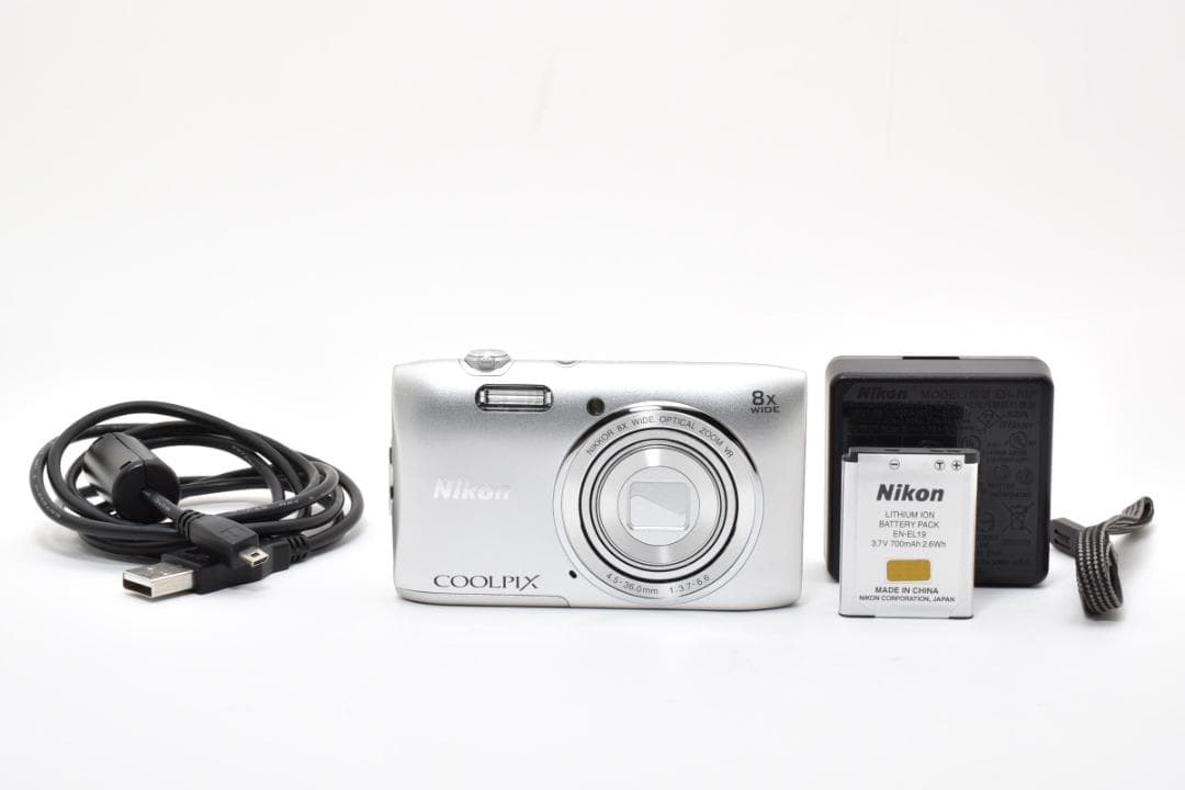 Nikon COOLPIX S3600 コンパクトデジタルカメラ シルバーニコン