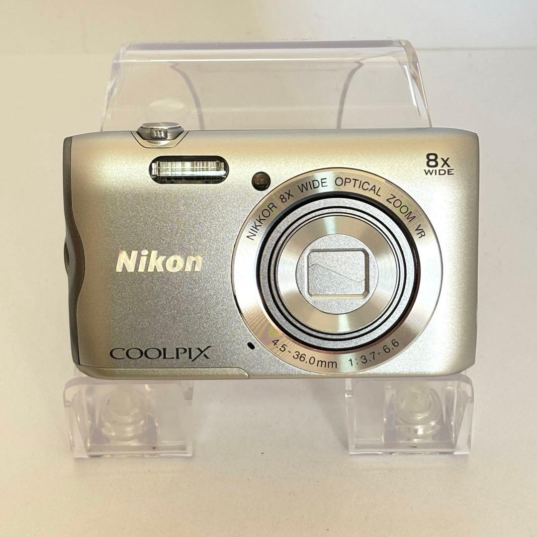 【美品】Nikon coolpix A300 ニコン　デジガメ　SDカード2GB
