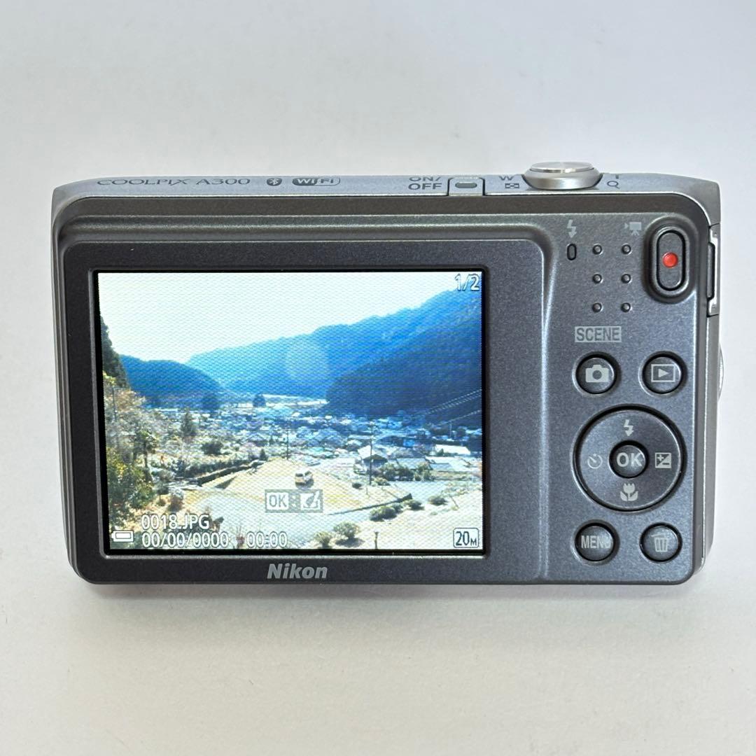 【美品】Nikon coolpix A300 ニコン　デジガメ　SDカード2GB
