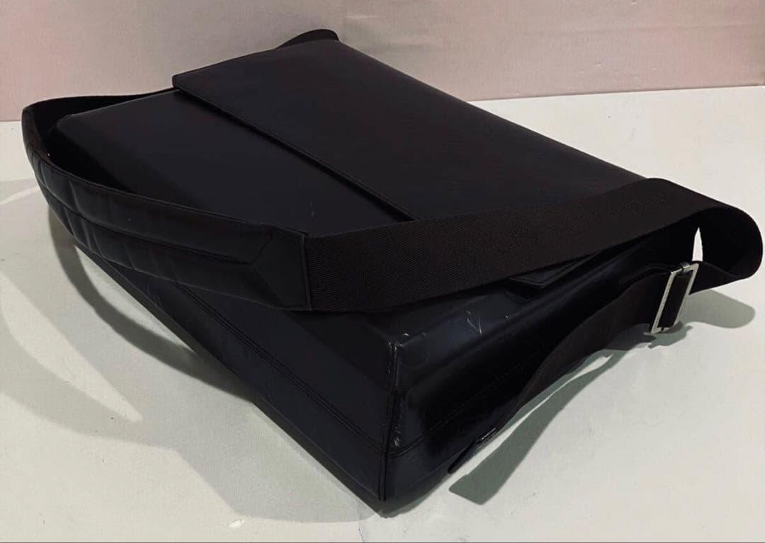 Louis Vuitton メッセンジャーバッグ　今だけ3万円引き