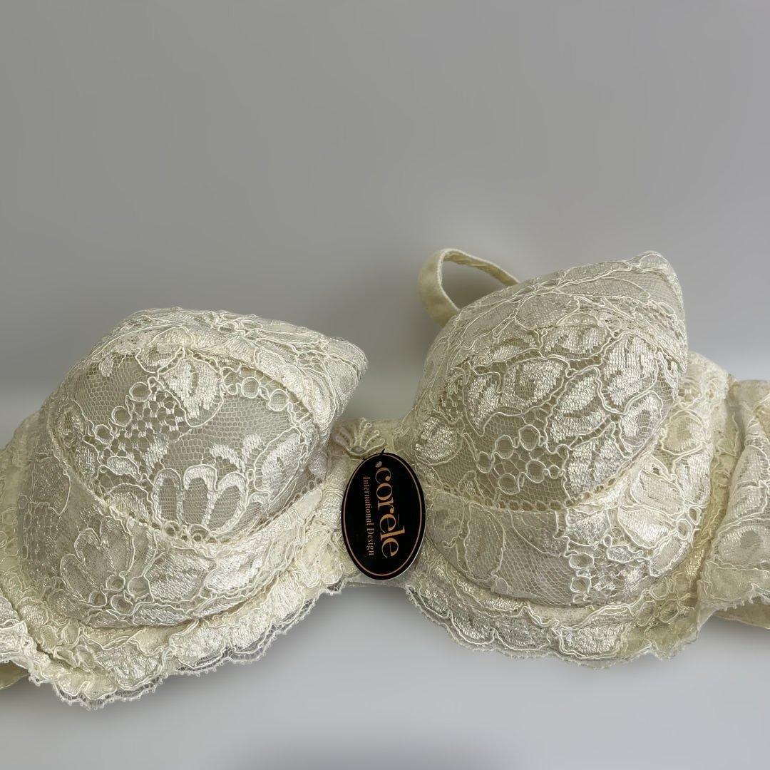 タグ付き新品corele 9575ブラジャー C75 オフホワイト