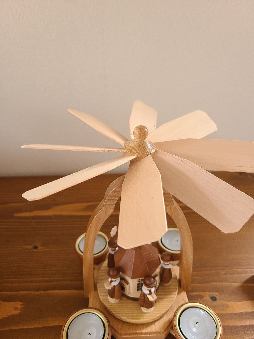 ドイツ・クリスマスピラミッド「ウィンドミル 聖夜の教会」