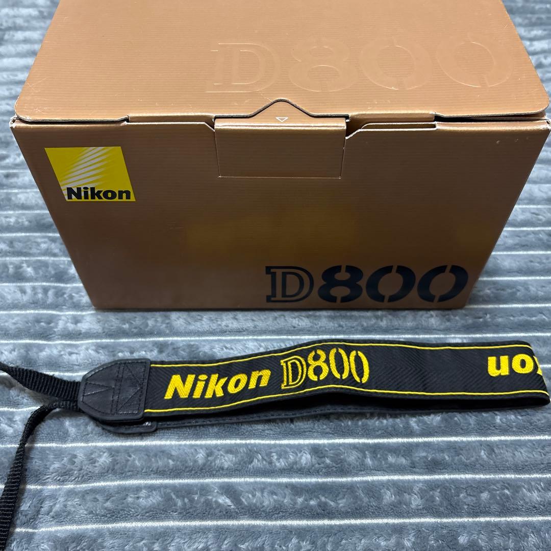 【レンズ付き】Nikon D800 デジタル一眼レフカメラ 付属品付き