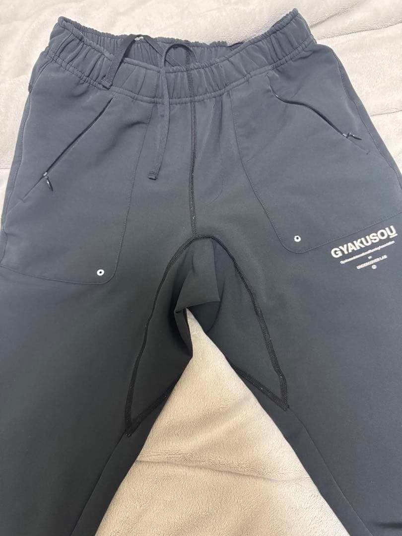 GYAKUSOU ランニングパンツ　Sサイズ