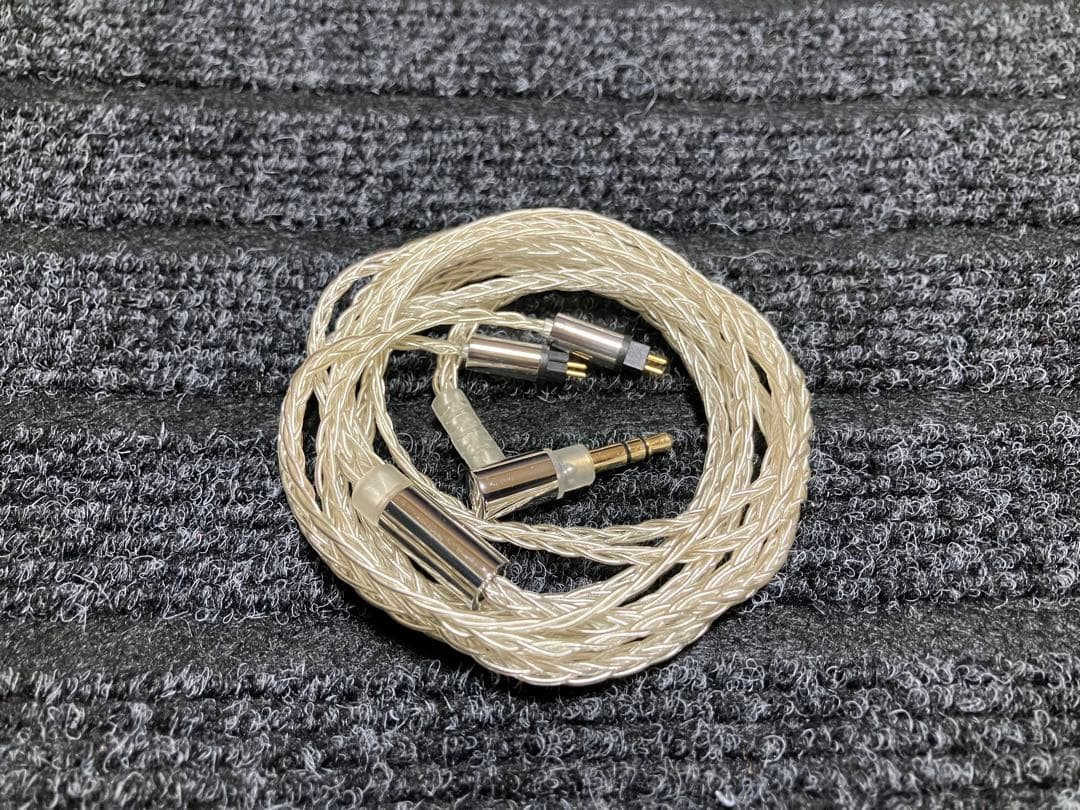 final C141 2pin ソフトシルバーコートケーブル　3.5mmプラグ
