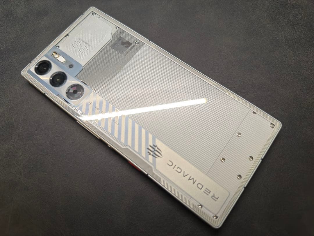 <本日限定価格>REDMAGIC 9S Pro 16/512 fall