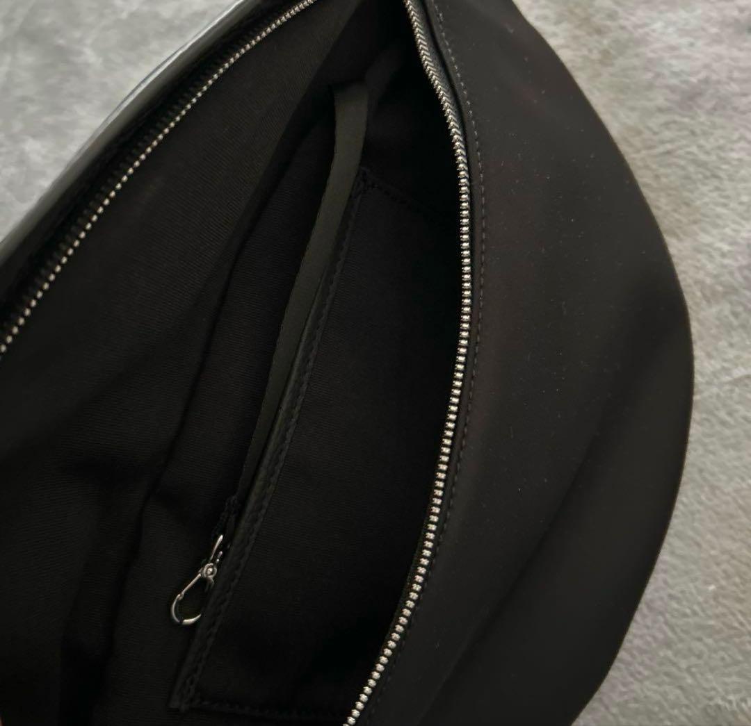 値下げ交渉可✨新品級✨MAISON de SABRÉ ブラックボディバッグ