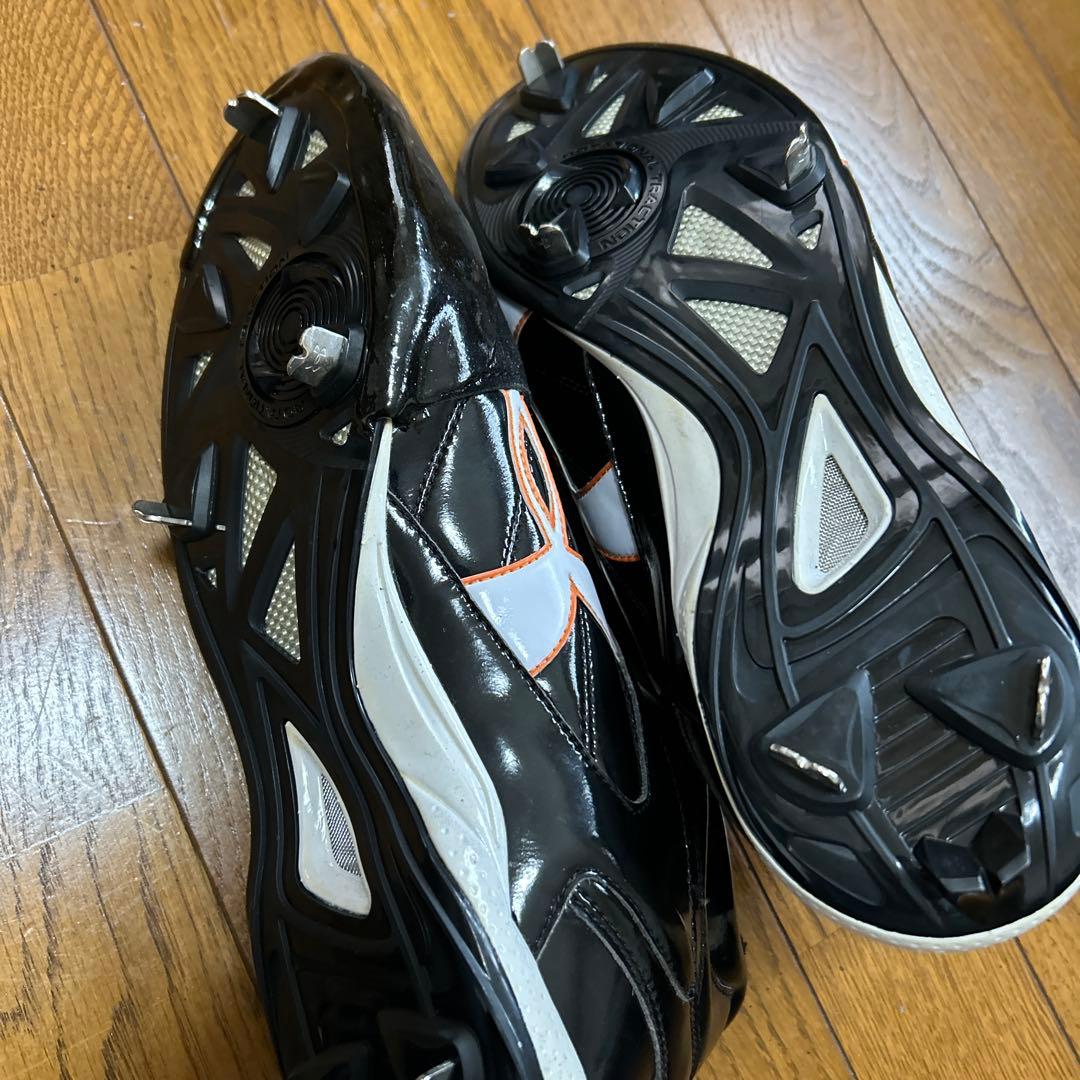 直筆入りサイン入り読売巨人軍澤村投手 実使用スパイク