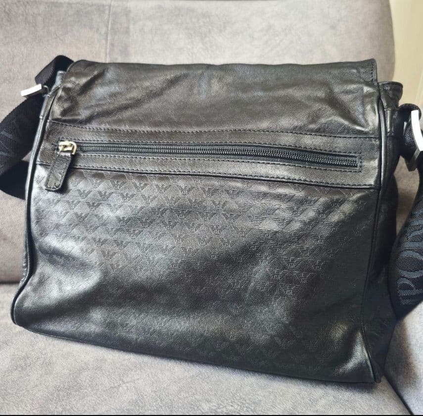 美品 エンポリオアルマーニ メッセンジャーバッグ