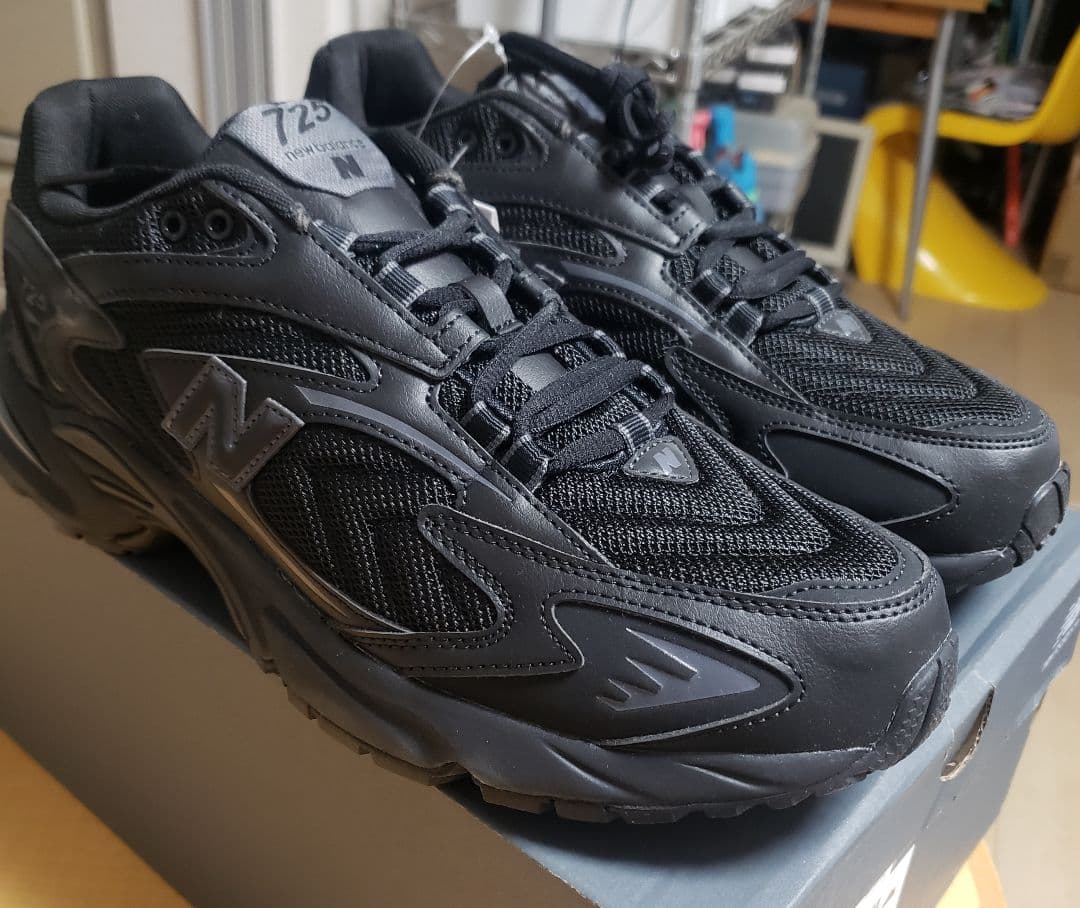 ニューバランス ML725CB ブラック 28.5cm