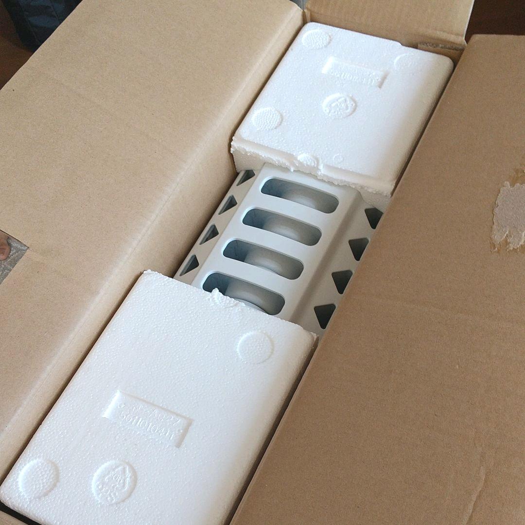 美品  デロンギオイルヒーター  DeLonghi DDQ0915-WH